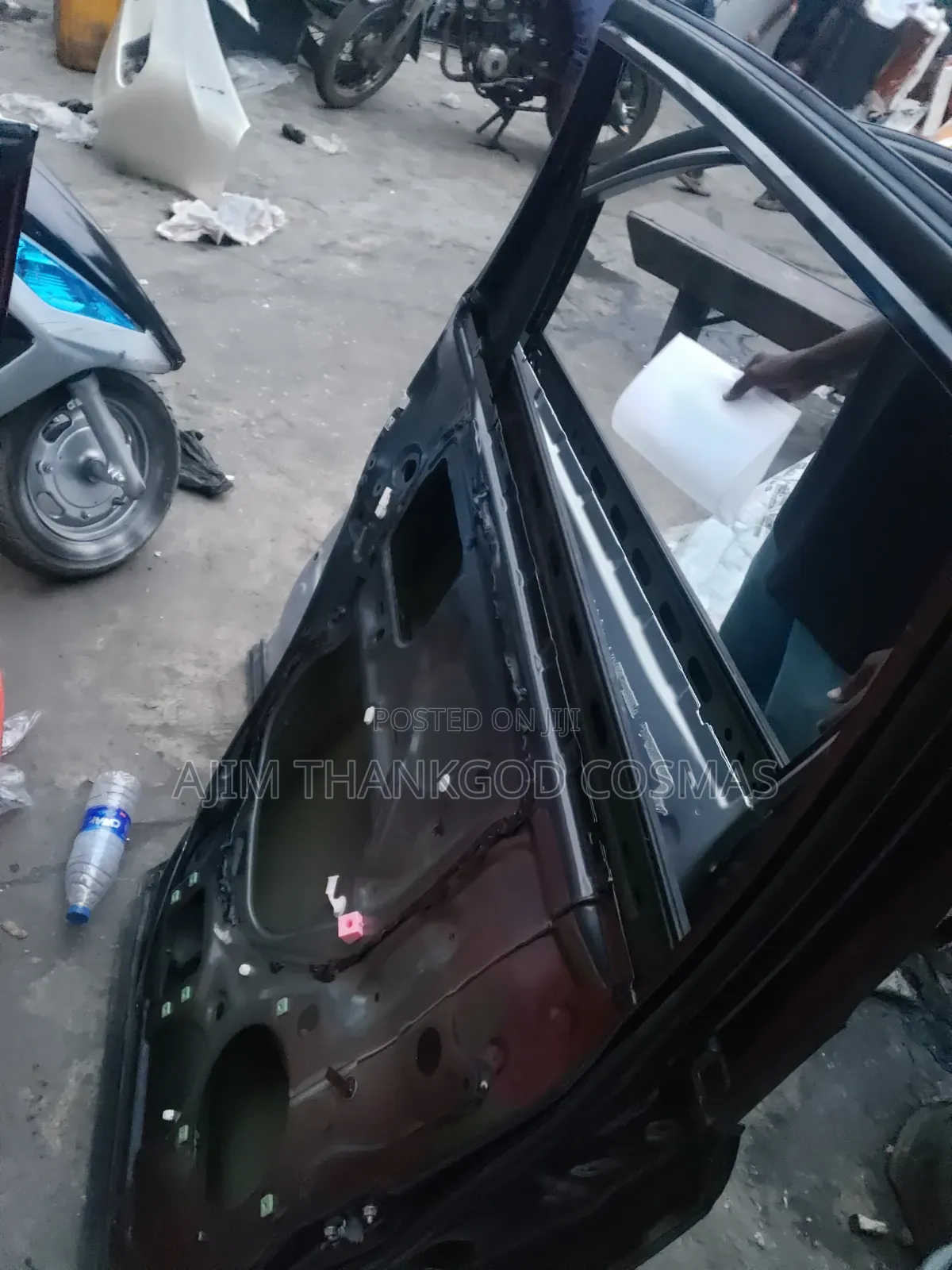 Back Left Door Toyota Venza