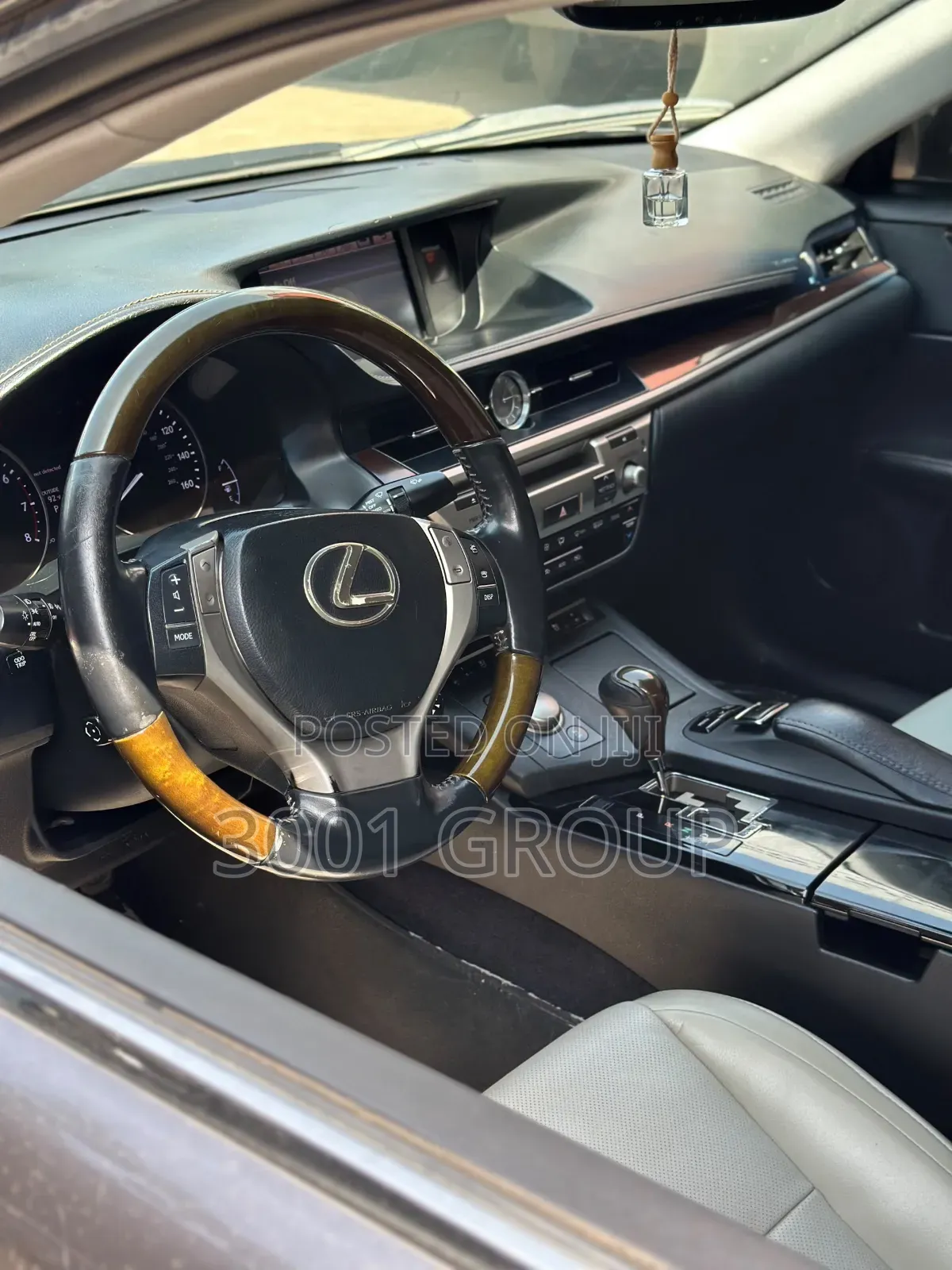 Lexus ES 2013 Silver