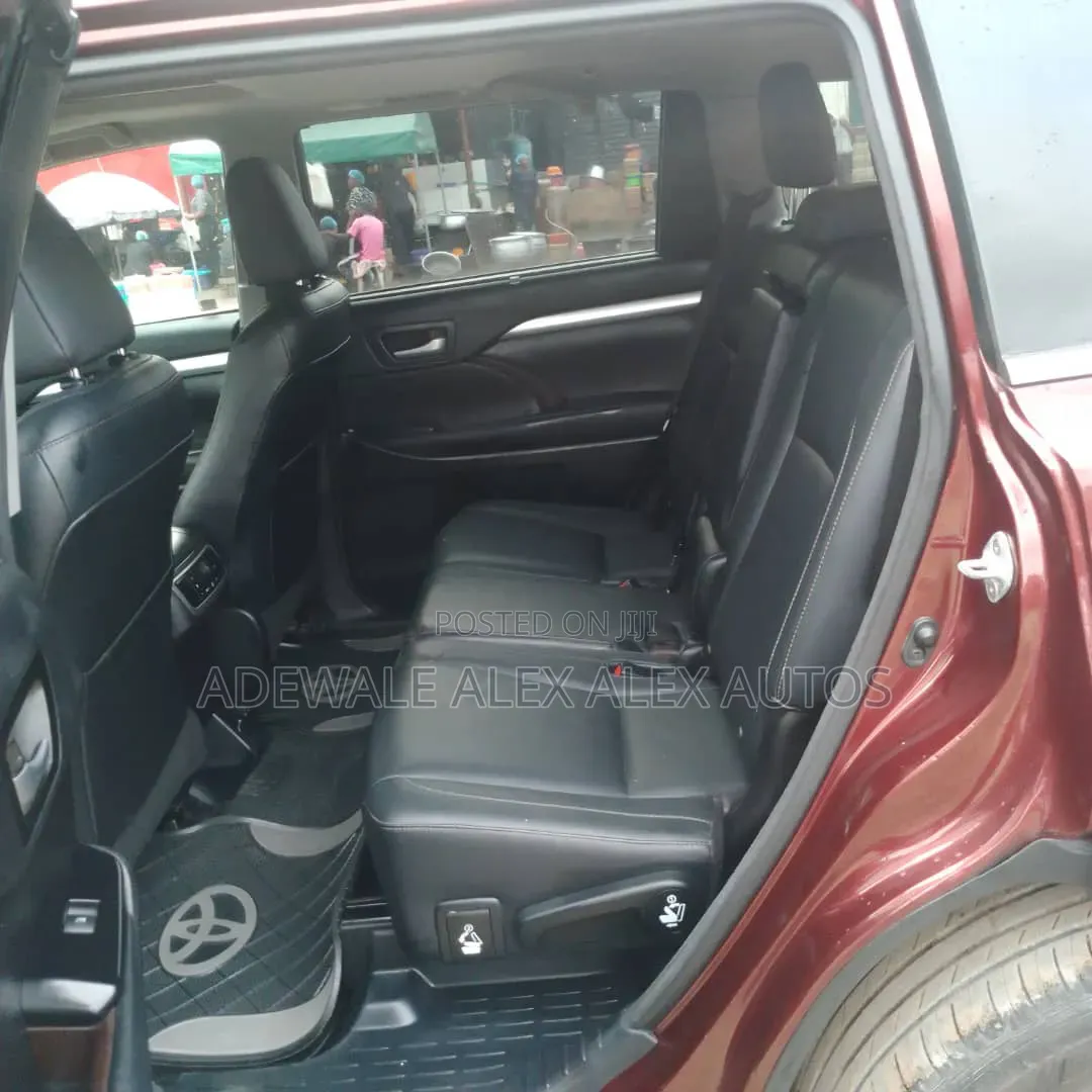 Toyota Highlander 2015 Burgundy