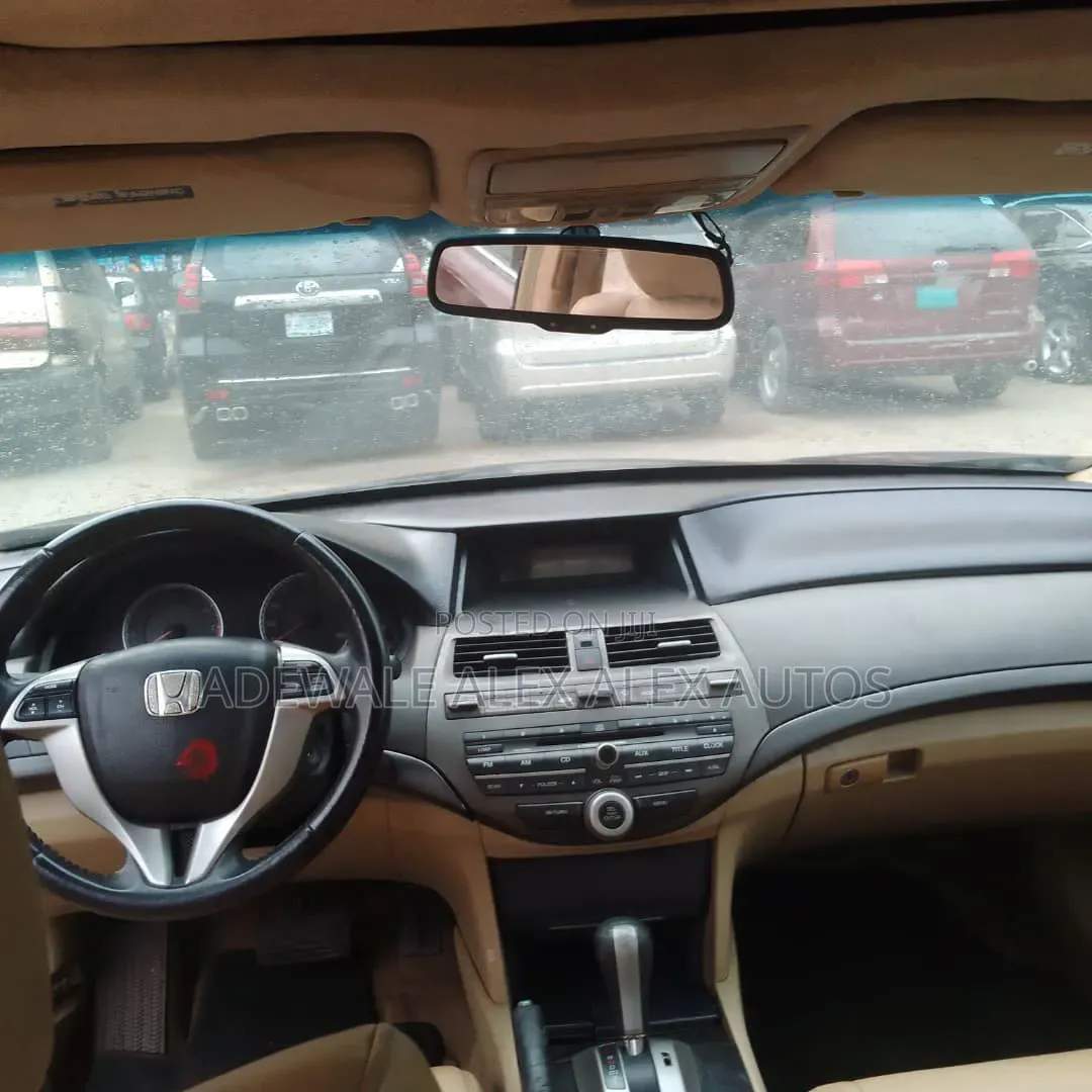 Honda Accord 2010 Burgundy