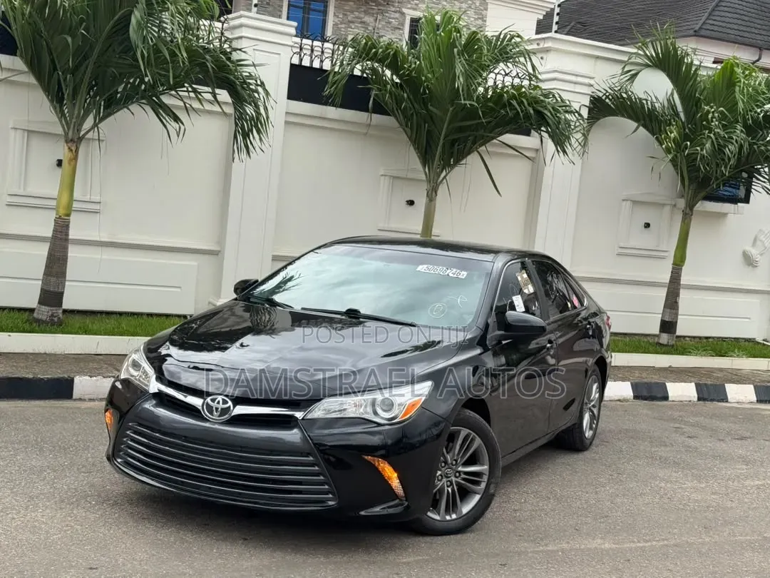 Toyota Camry 2017 Black
