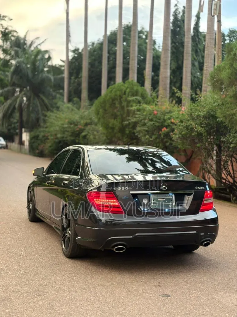 Mercedes-Benz C350 2013 Black