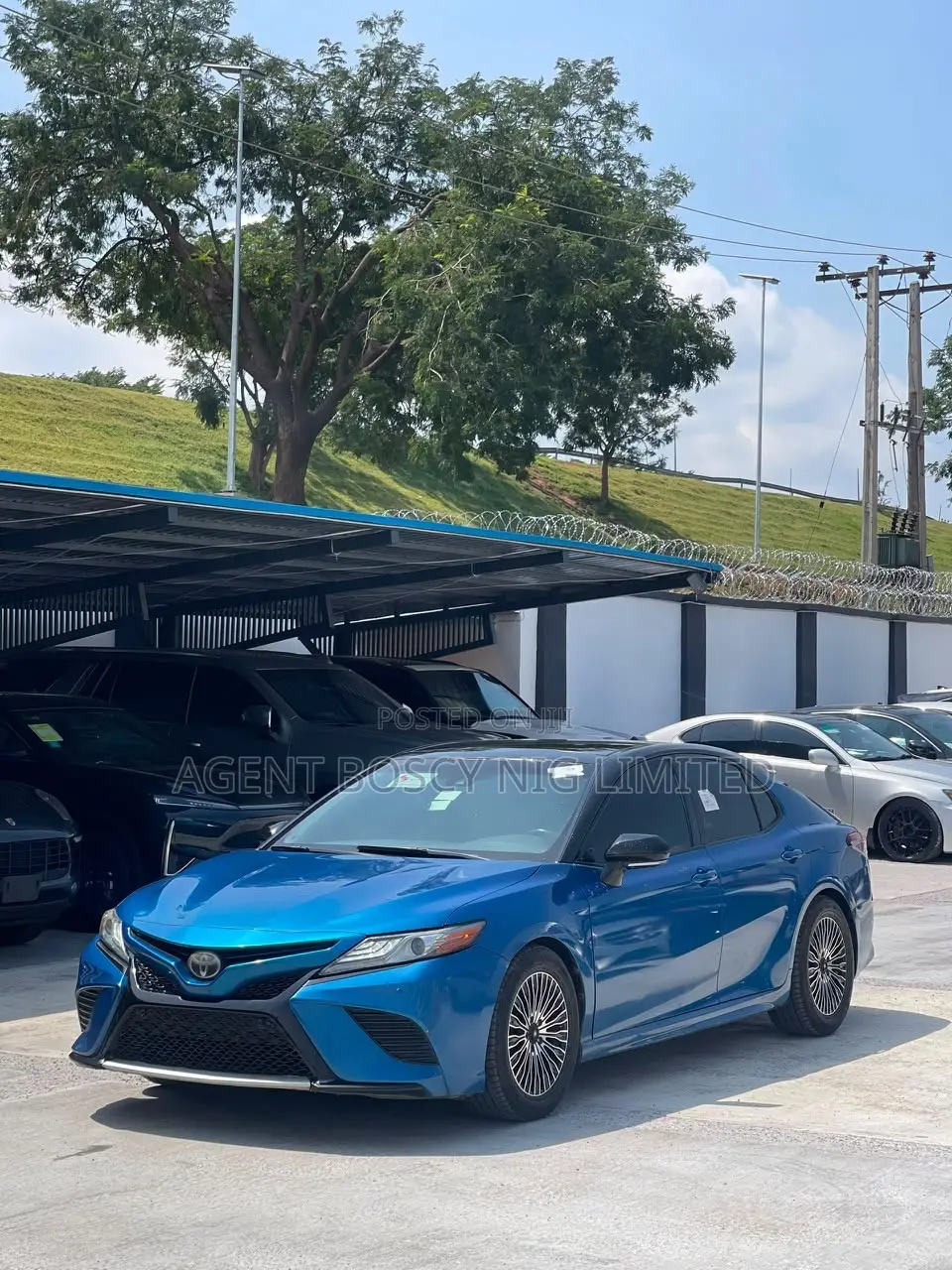 Toyota Camry XSE FWD (2.5L 4cyl 8AM) 2018 Blue