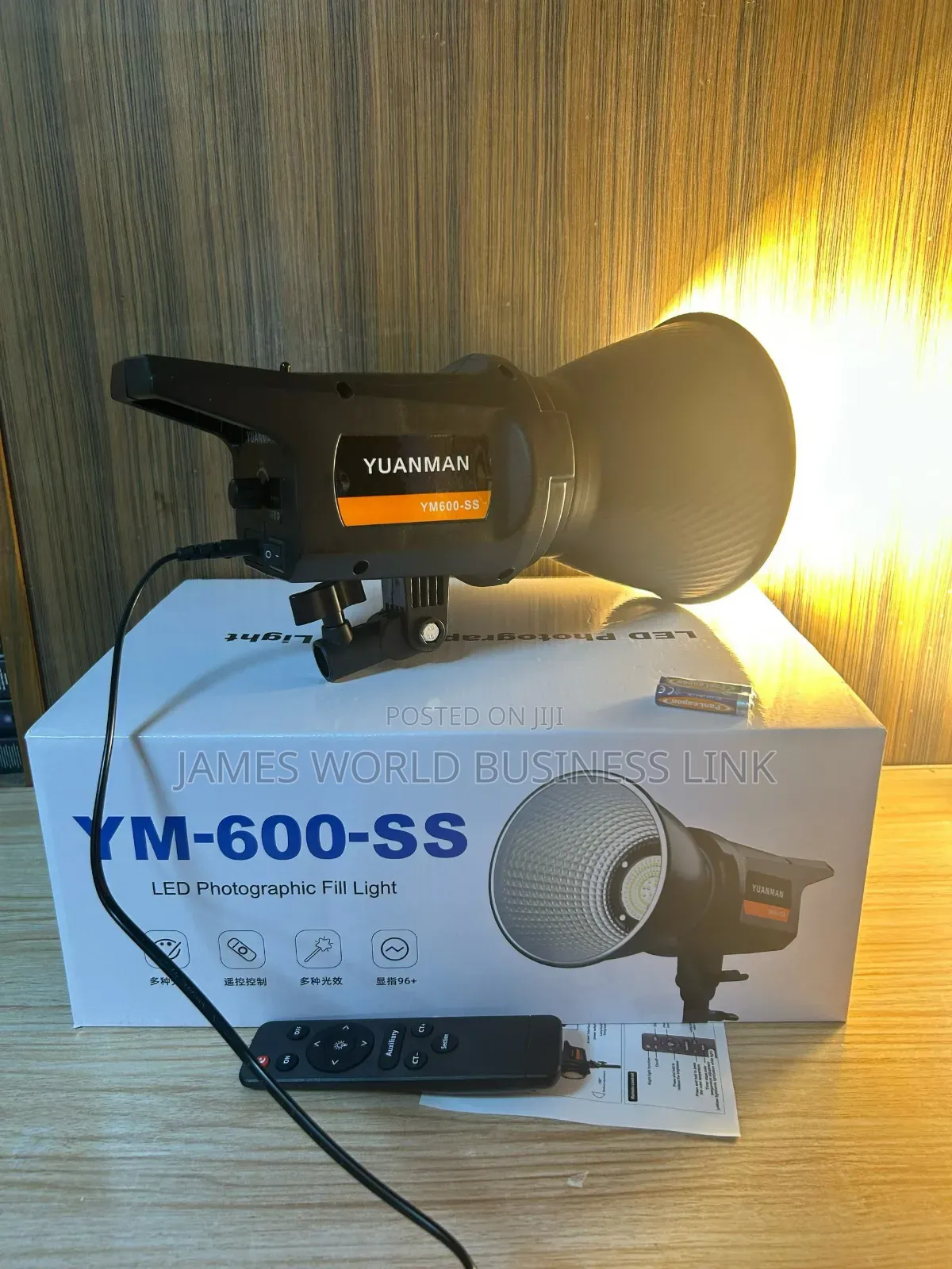 Led Video/Content Light Ym600 Ss Bi Color With Stand
