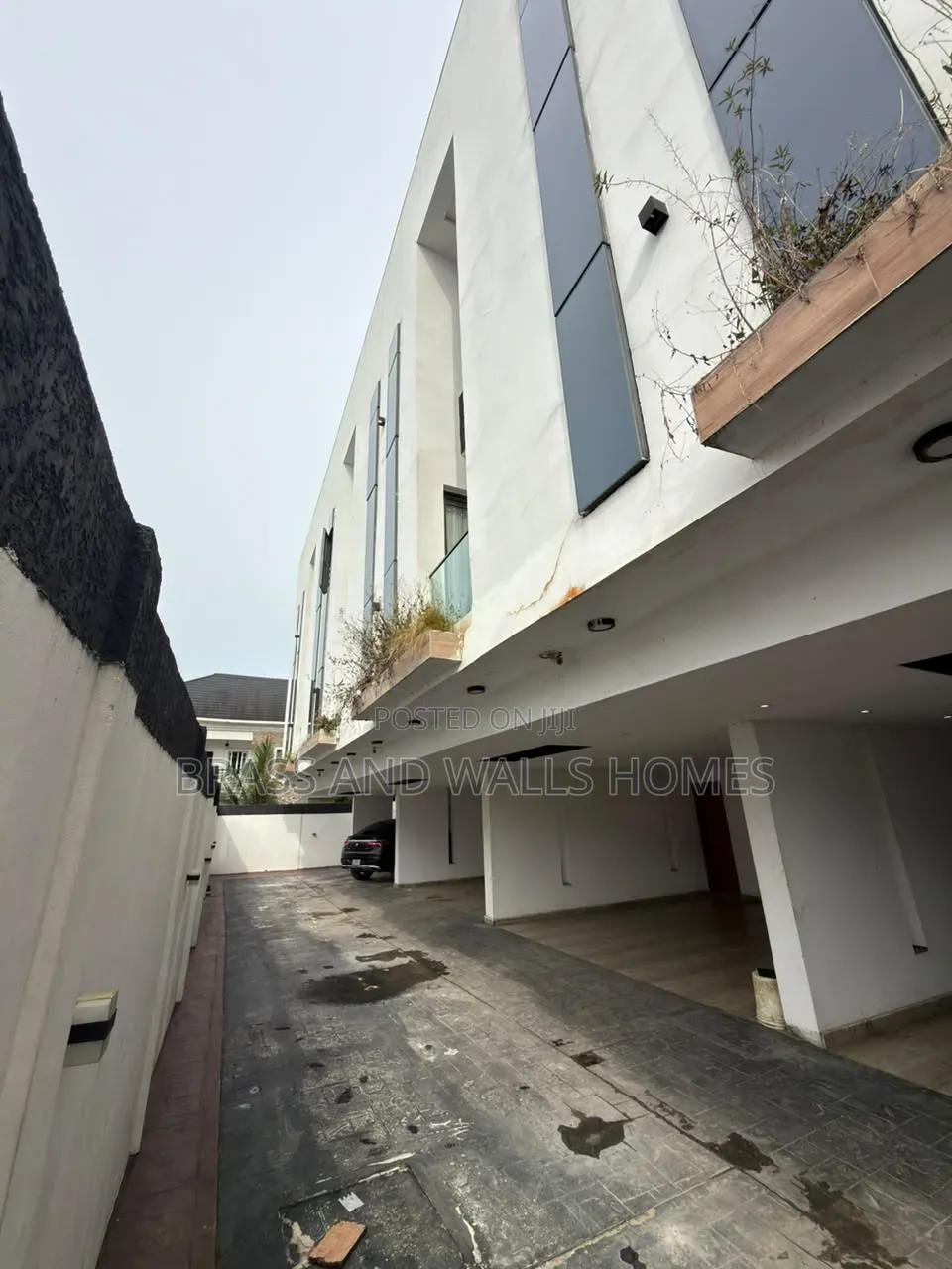 Furnished 2bdrm Apartment in Ocean Breeze, Ologolo for sale
