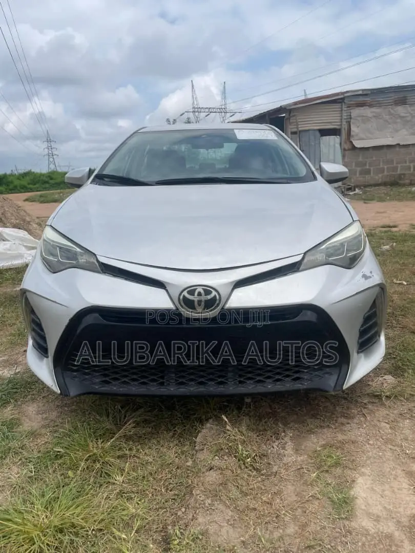 Toyota Corolla 2015 Silver