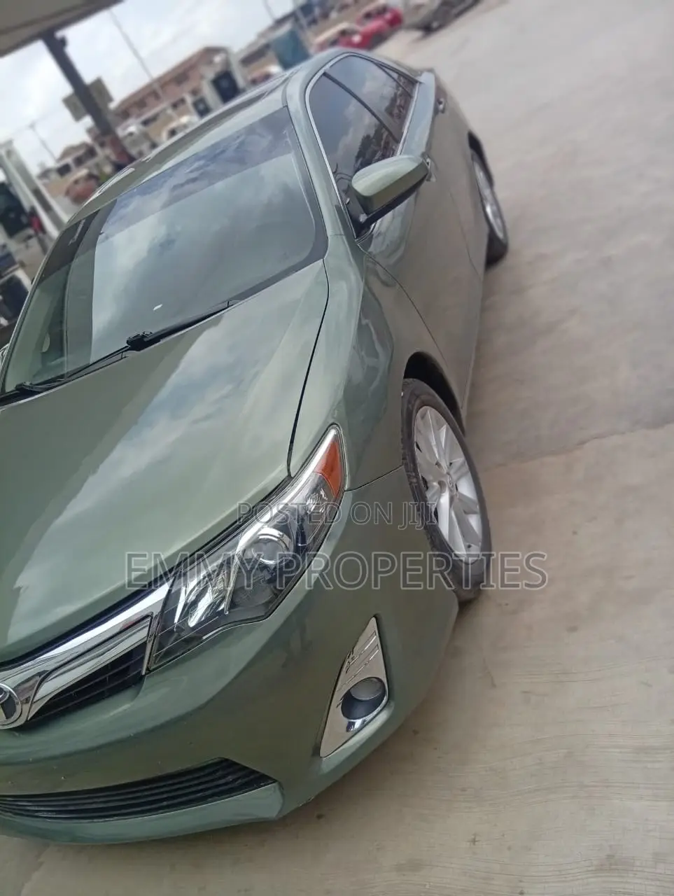 Toyota Camry XLE V6 4dr Sedan (3.5L 6cyl 6A) 2013 Green