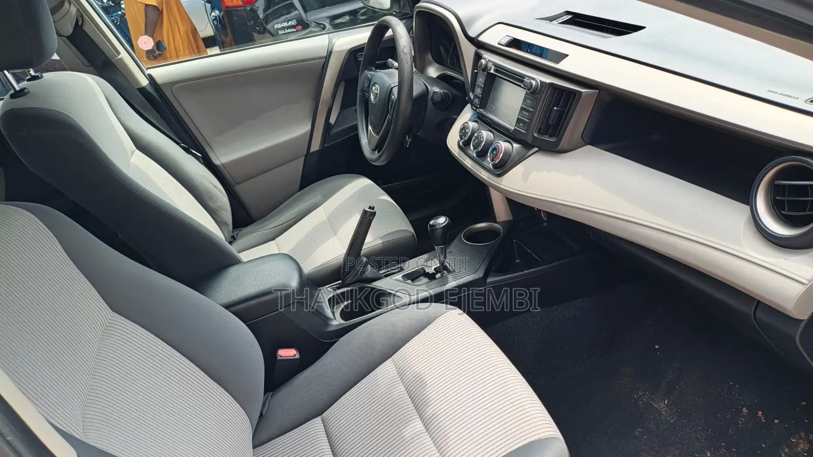 Toyota RAV4 LE 4dr SUV AWD (2.5L 4cyl 6A) 2015 Silver