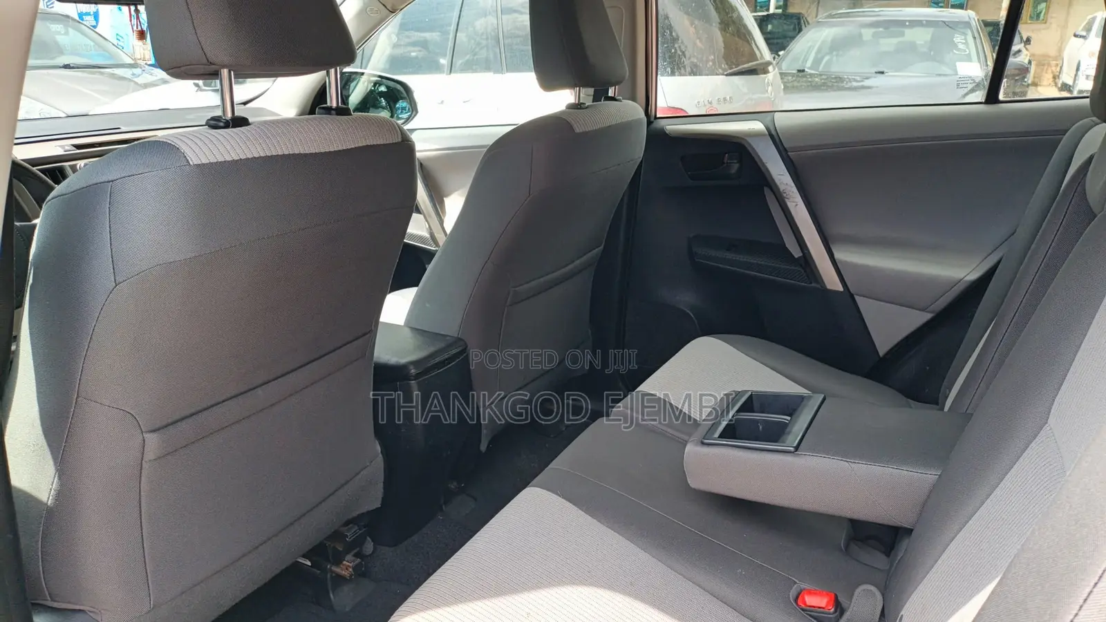 Toyota RAV4 LE 4dr SUV AWD (2.5L 4cyl 6A) 2015 Silver