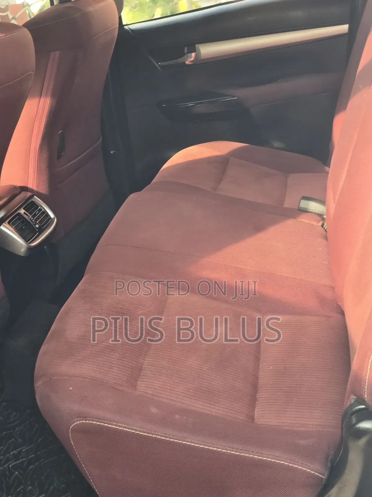 Toyota Hilux 2022 White