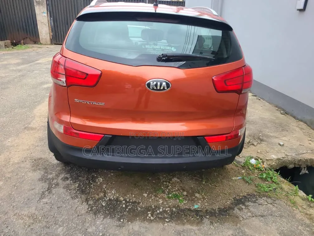 Kia Sportage 2015 Orange