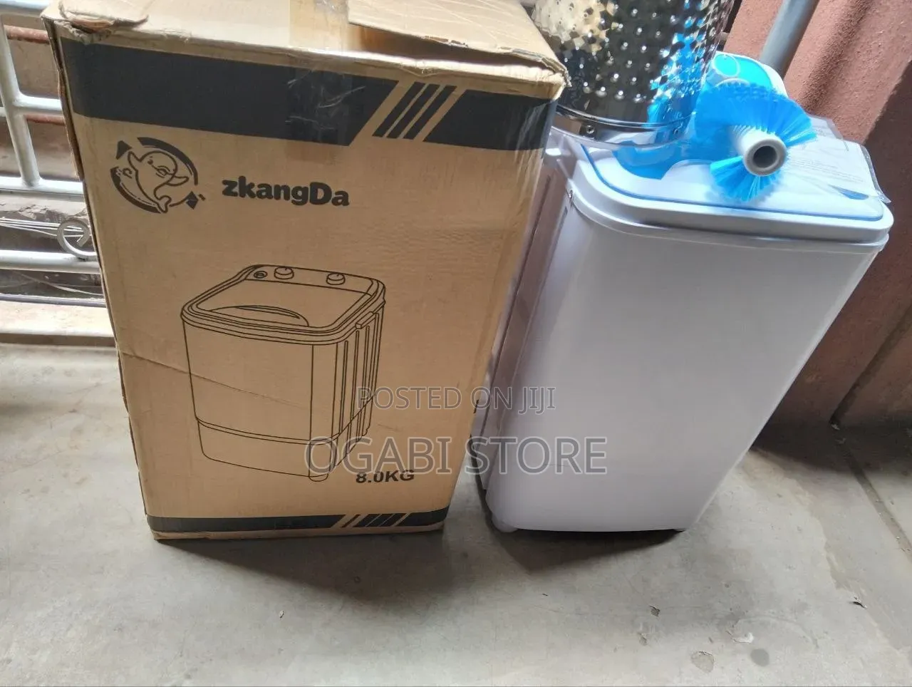 8KG Washing Machine With Shoe Washer