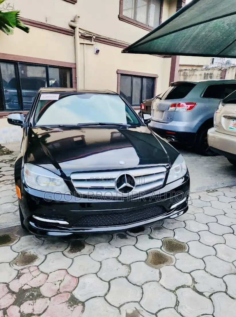 Mercedes-Benz C300 2008 Black