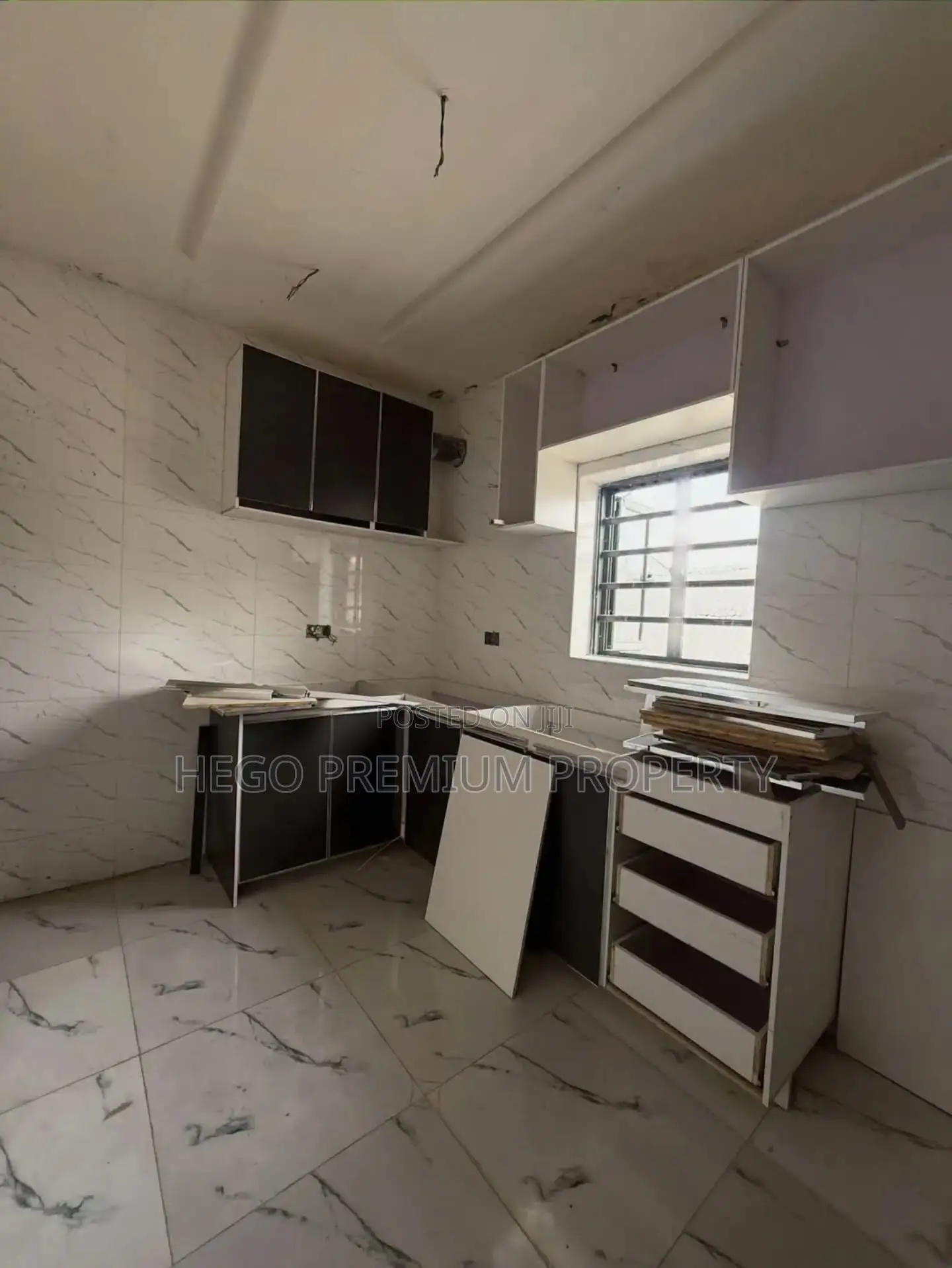 3bdrm Apartment in Woji Estate, Obio-Akpor for sale