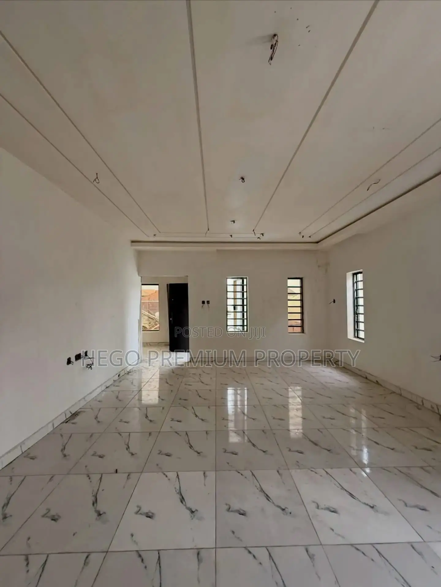 3bdrm Apartment in Woji Estate, Obio-Akpor for sale