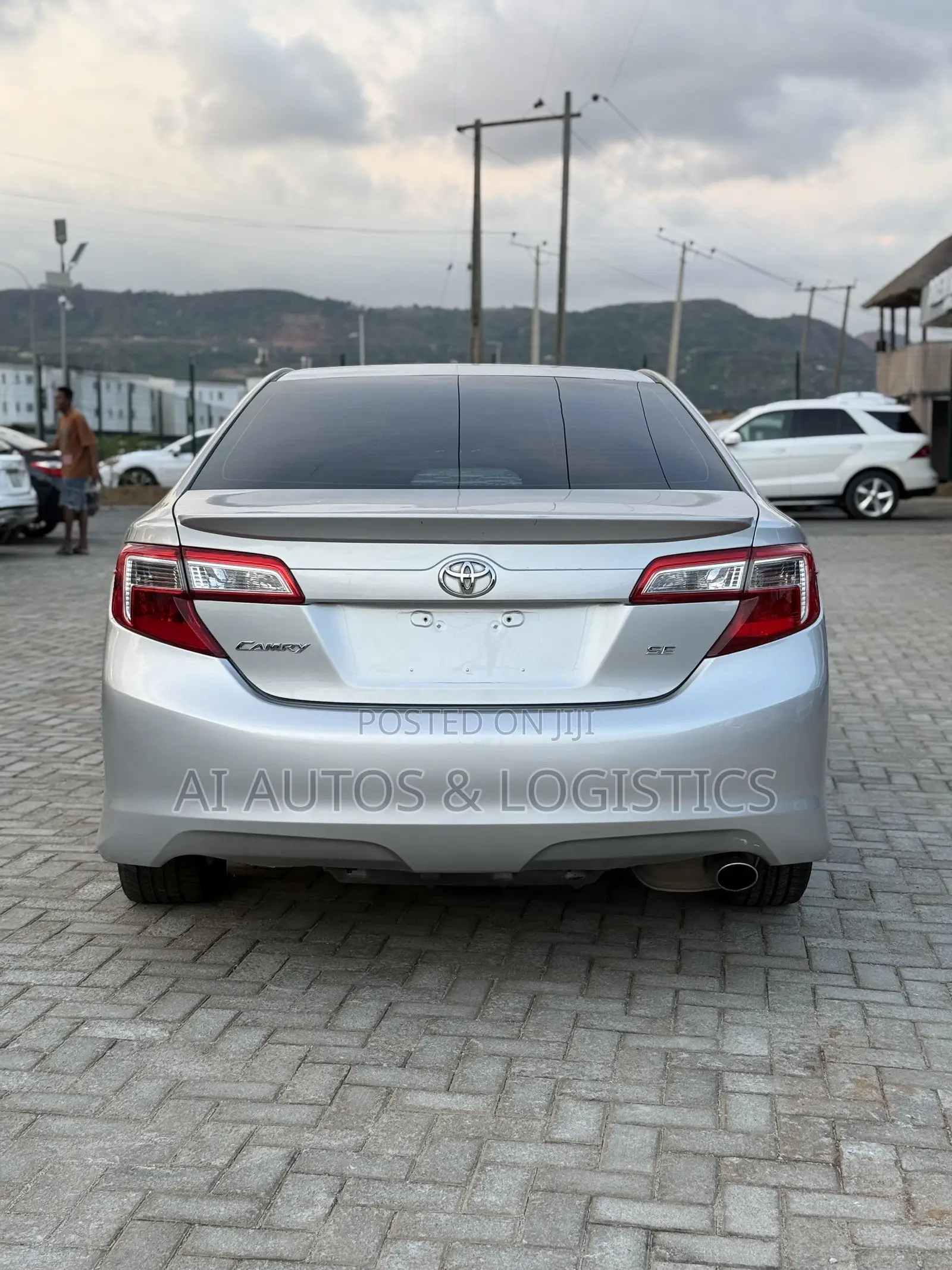 Toyota Camry SE Sport 4dr Sedan (2.5L 4cyl 6A) 2014 Silver