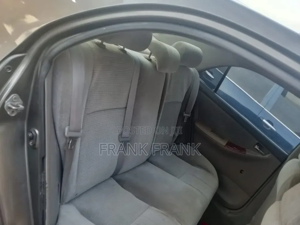 Toyota Corolla 2006 Gray