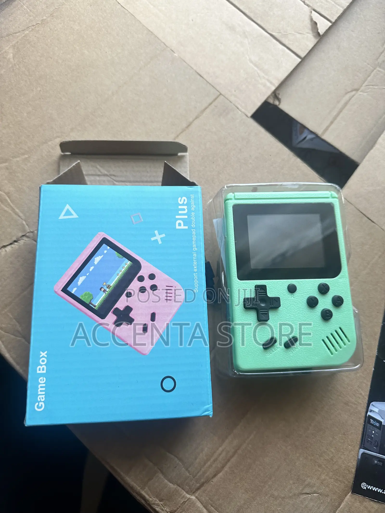 Retro Game Box With 500 Games