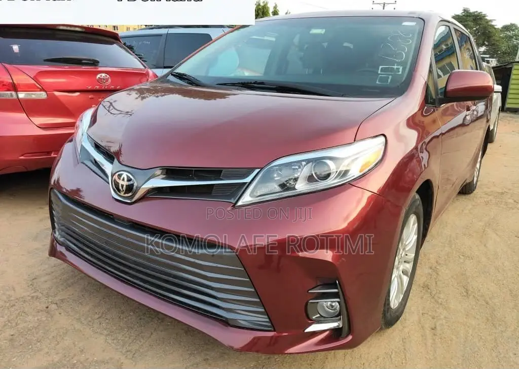 Toyota Sienna XLE Premium AWD 2020 Burgundy