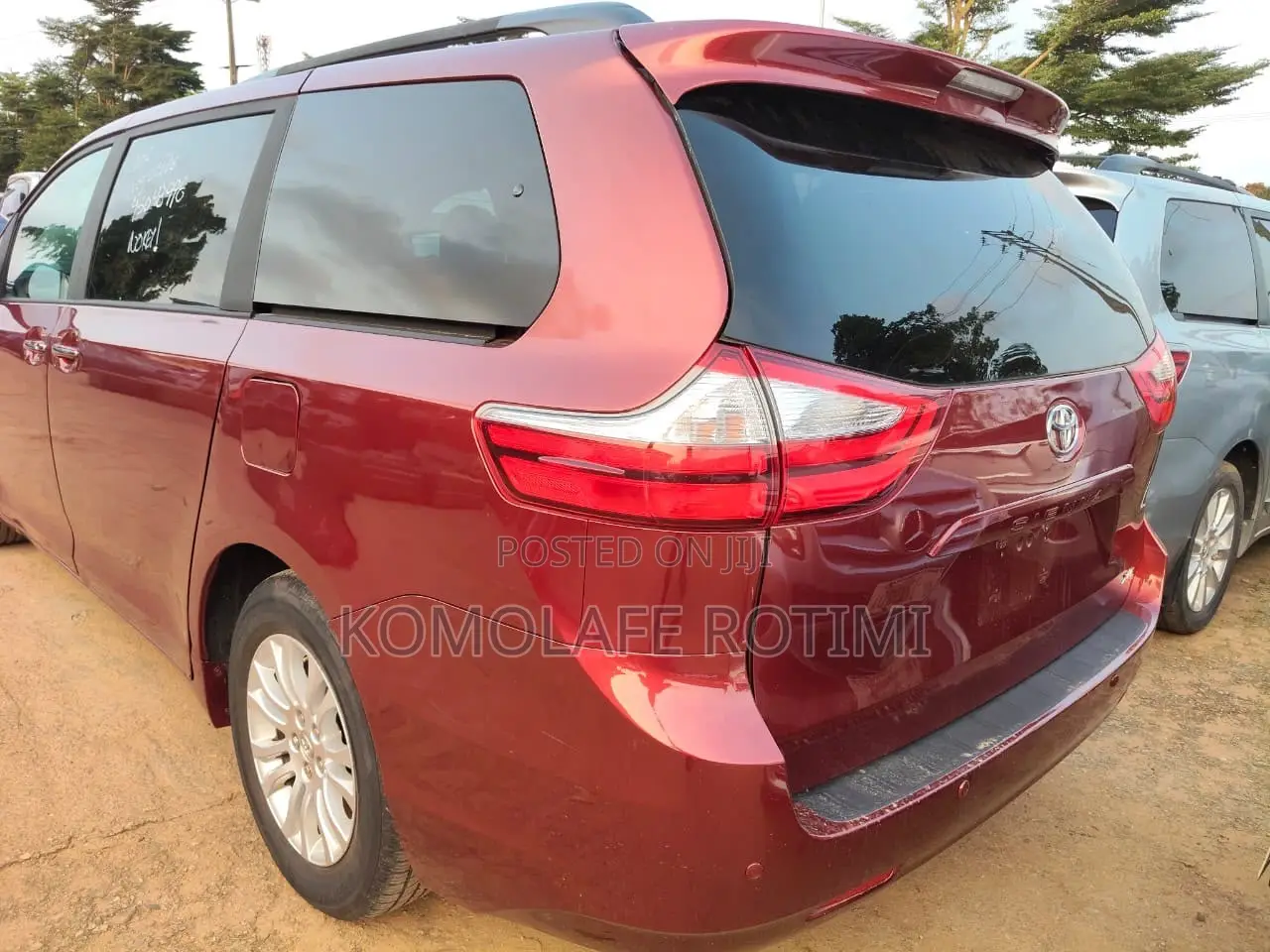 Toyota Sienna XLE Premium AWD 2020 Burgundy