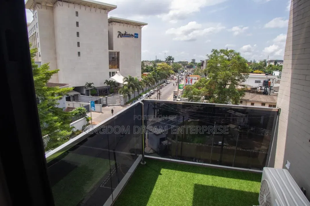 3bdrm Apartment in Ikeja Gra Lagos for sale