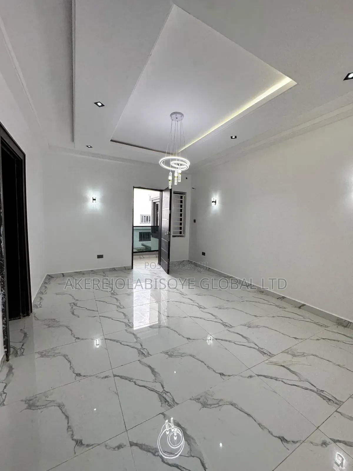 5bdrm Duplex in Before Paradise, Life Camp for rent