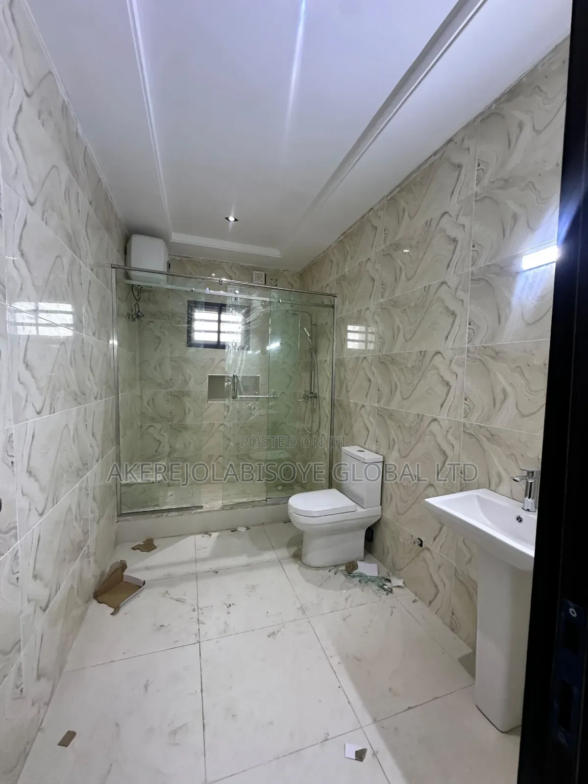 5bdrm Duplex in Before Paradise, Life Camp for rent