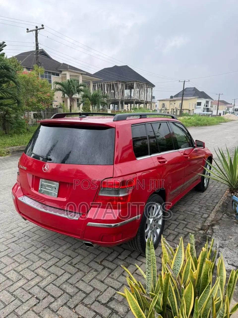 Mercedes-Benz GLK-Class 2011 Red
