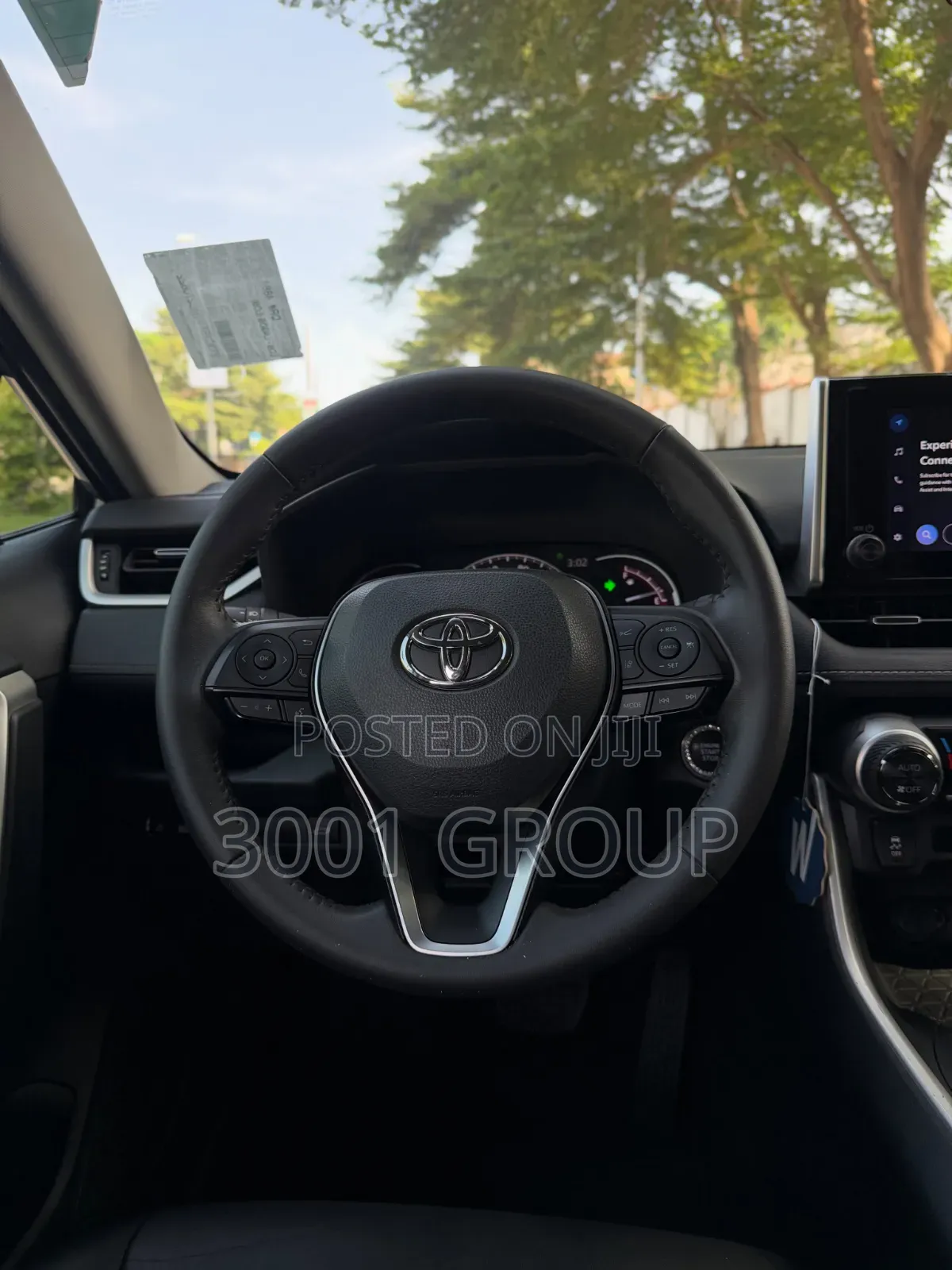 Toyota RAV4 2024 Silver