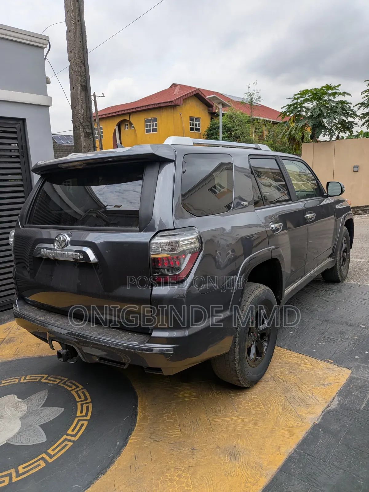 Toyota 4-Runner 2013 Gray