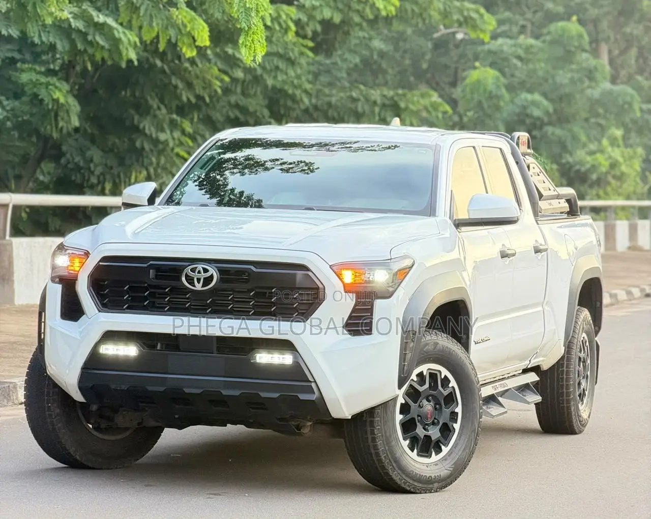 Toyota Tacoma SR5 Access Cab 6' Bed AT 2024 White