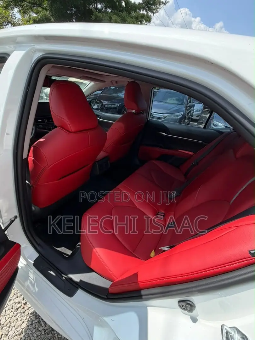 Toyota Camry XSE 2021 White
