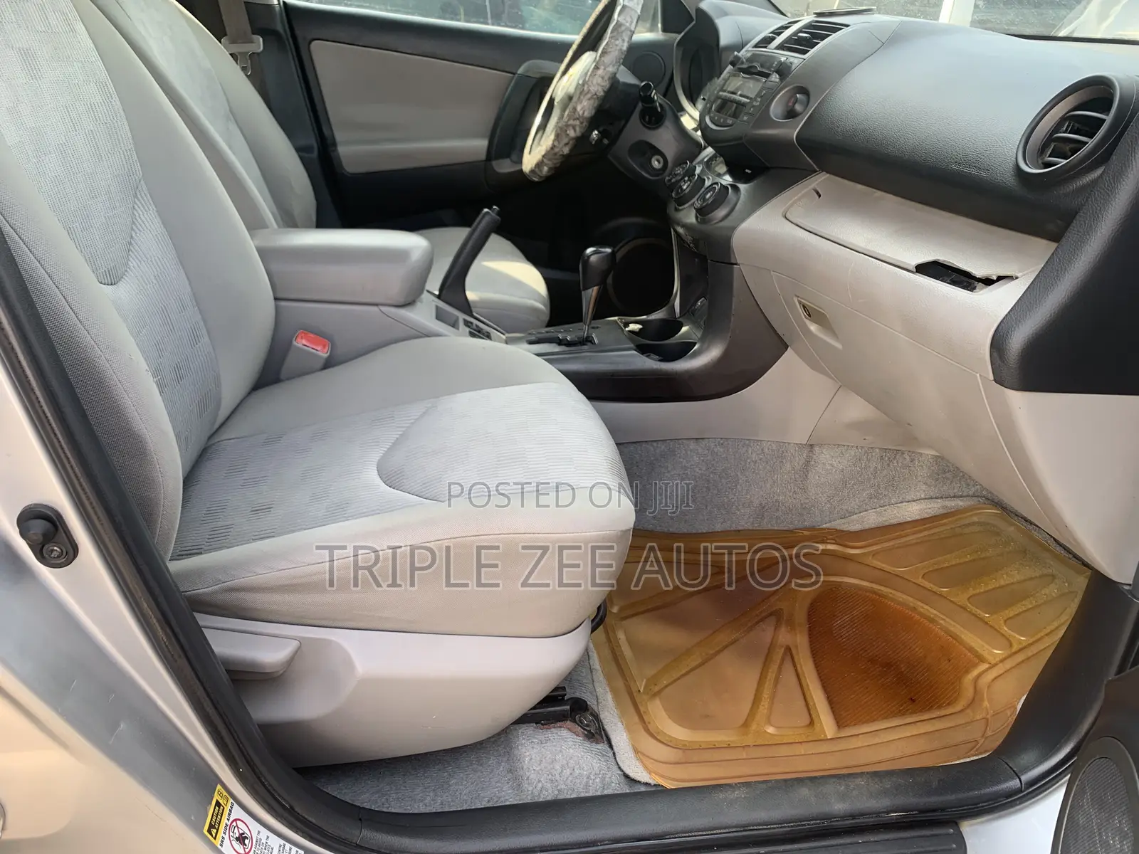 Toyota RAV4 2009 Silver