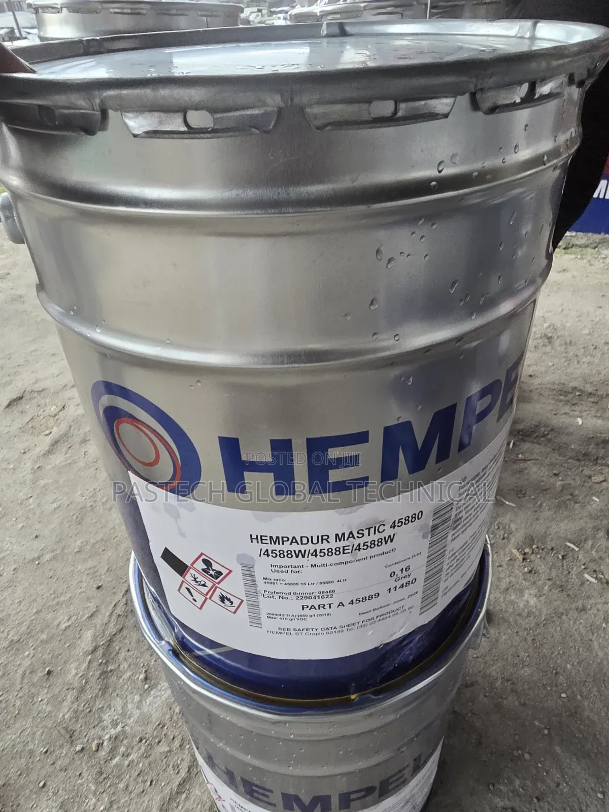 Hempadur Mastic 45880 || Grey