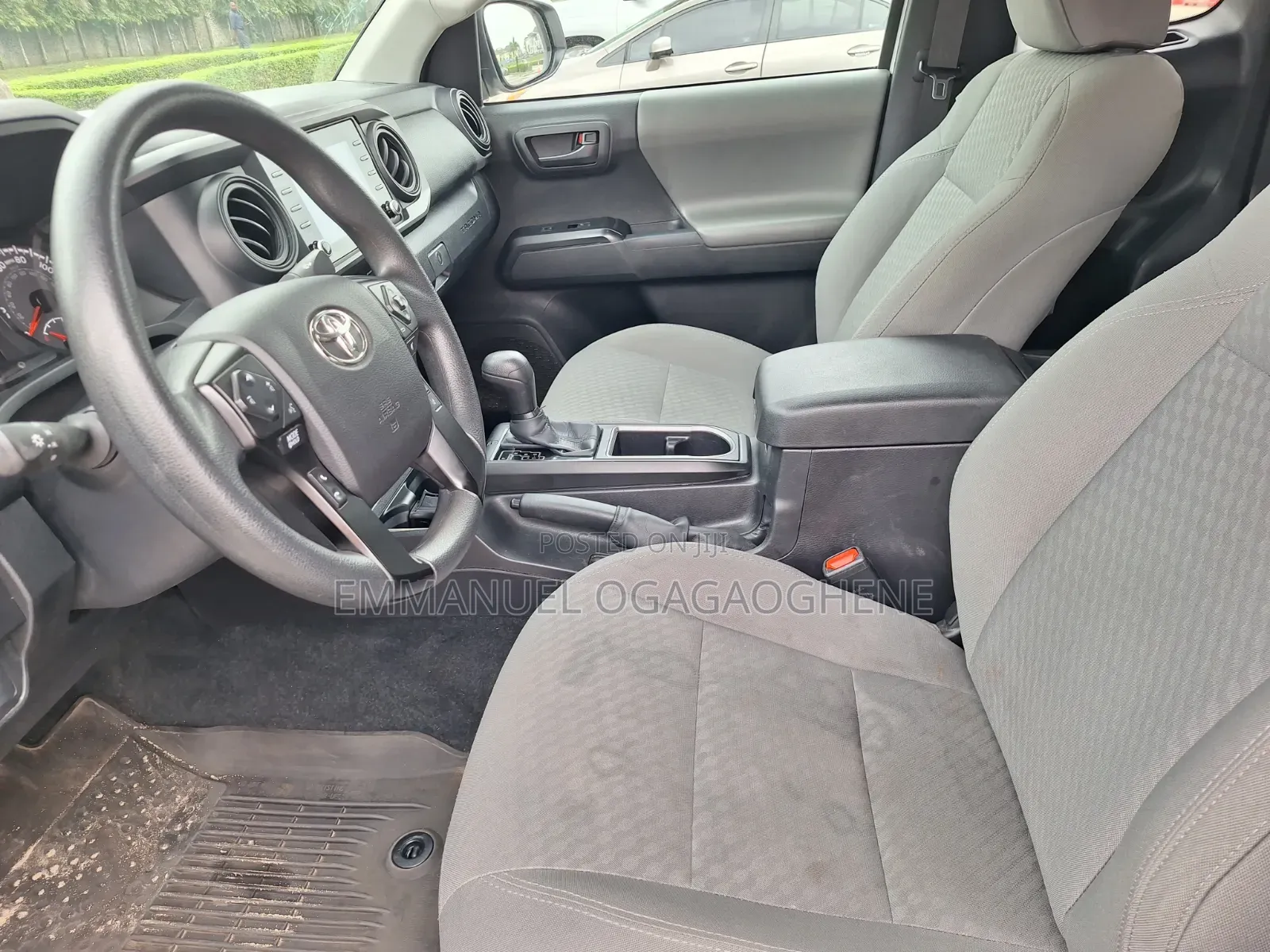Toyota Tacoma 2023 White