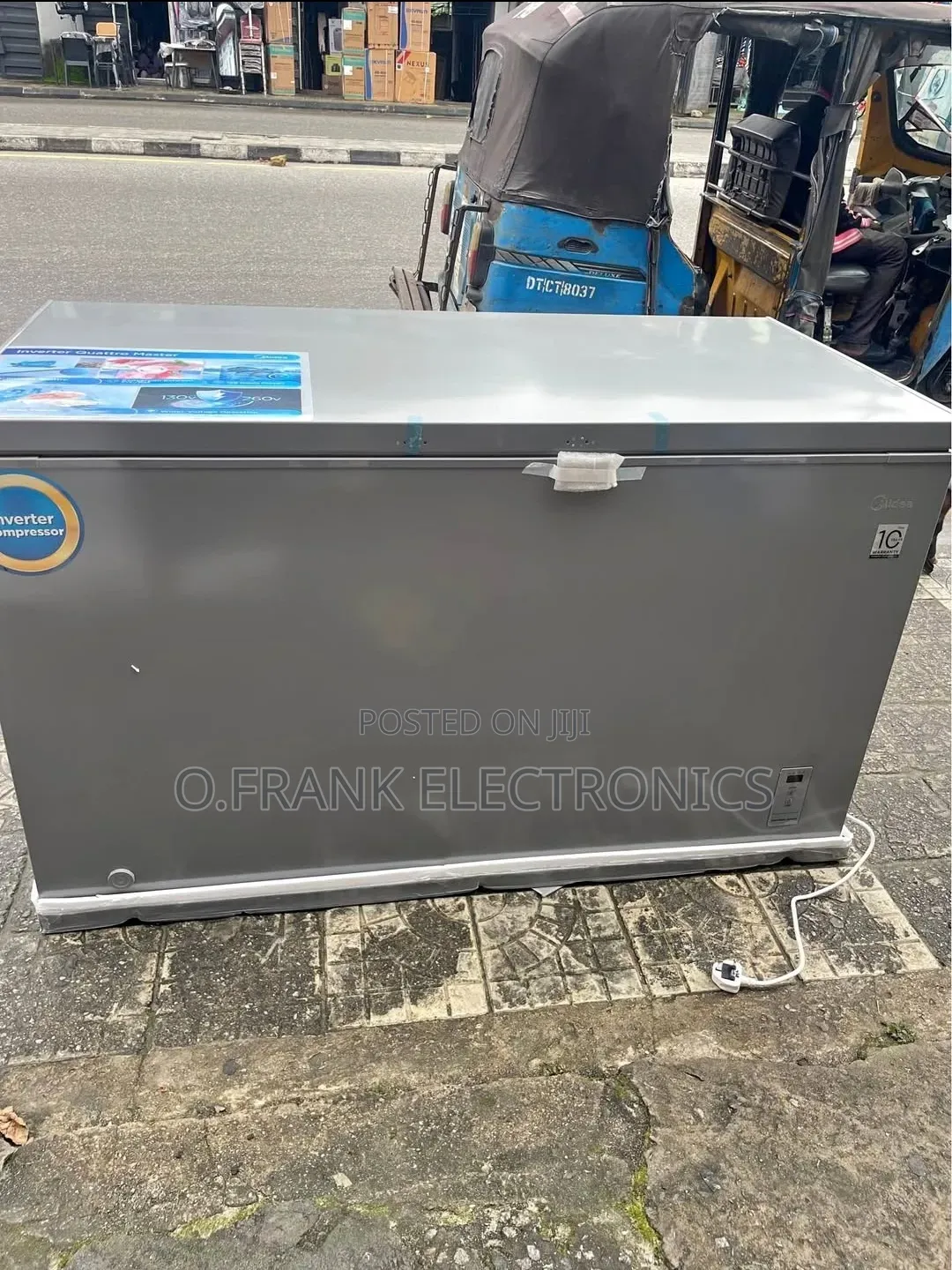 Media 5ft Inverter Chest Freezer