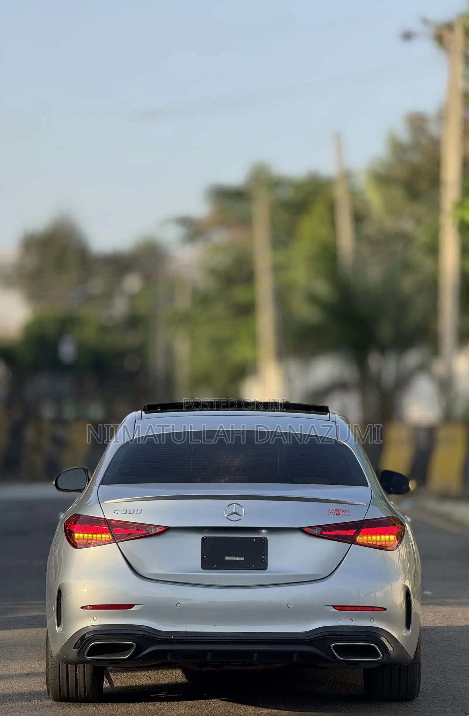Mercedes-Benz C300 2023 Silver