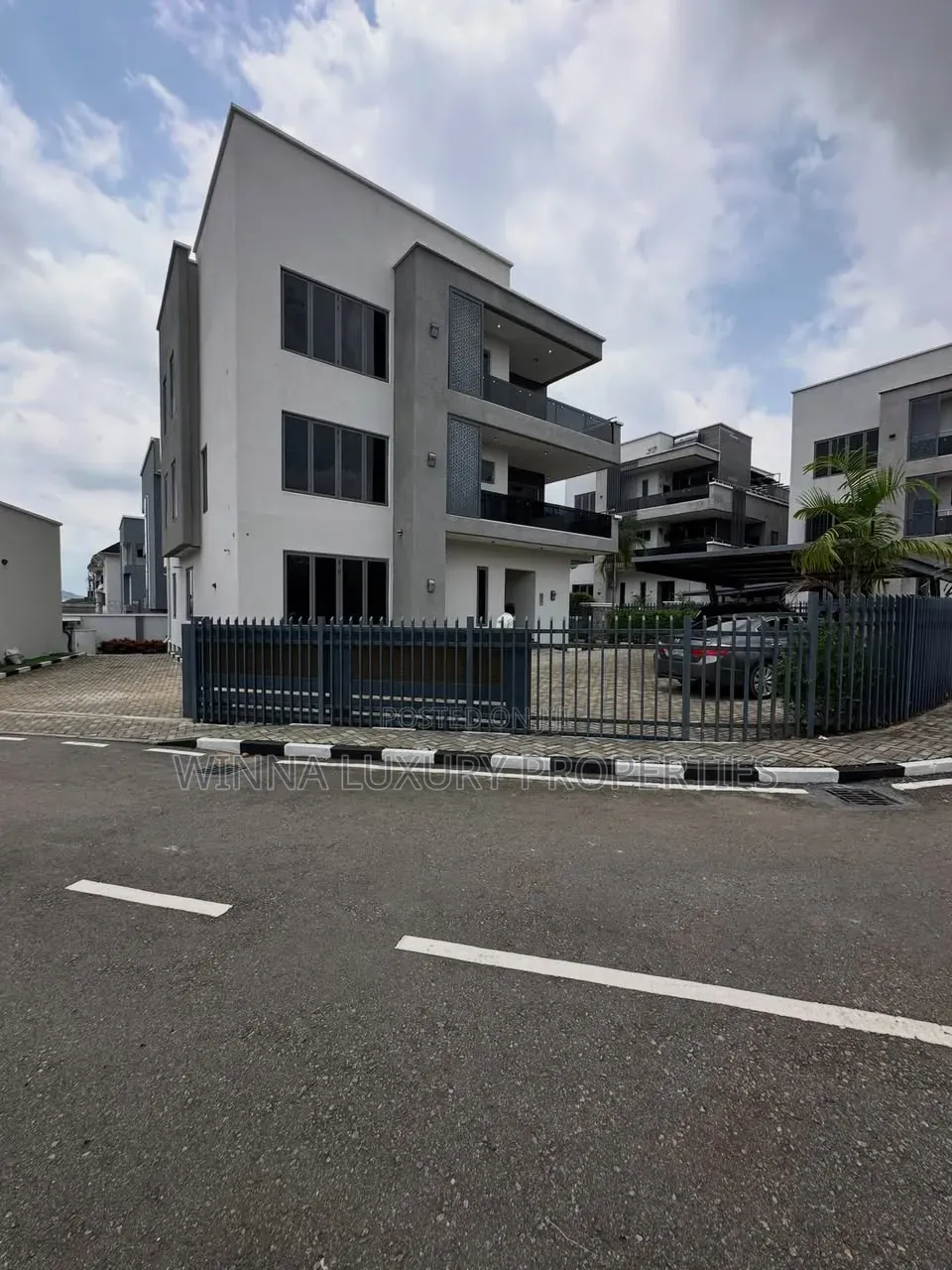 6bdrm Mansion in Wuye Main for sale