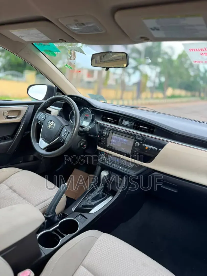 Toyota Corolla 2014 Red