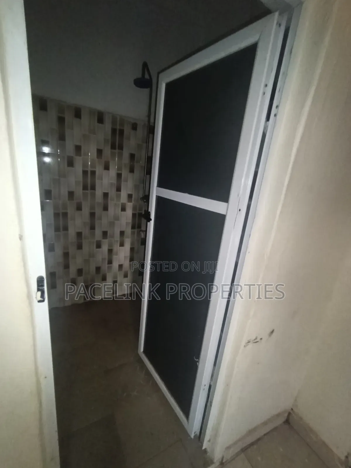3bdrm Apartment in Ayobo for rent