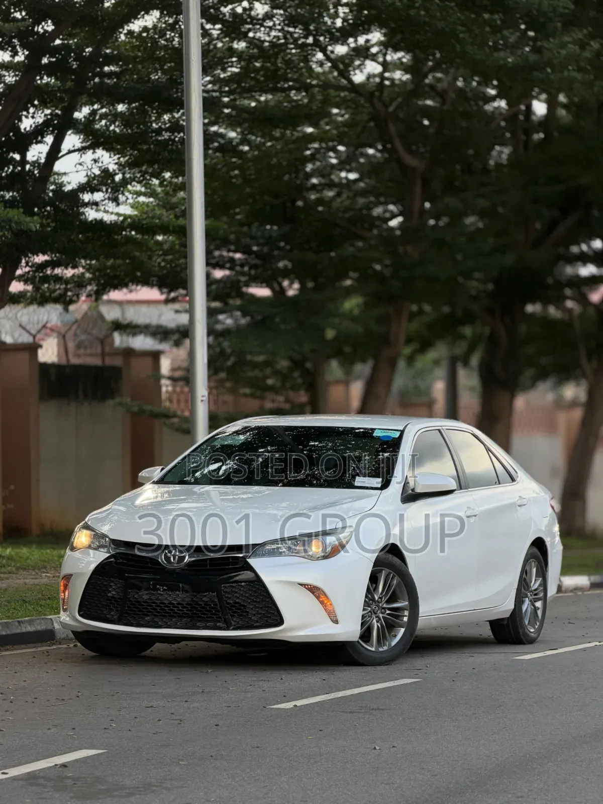 Toyota Camry 2015 White