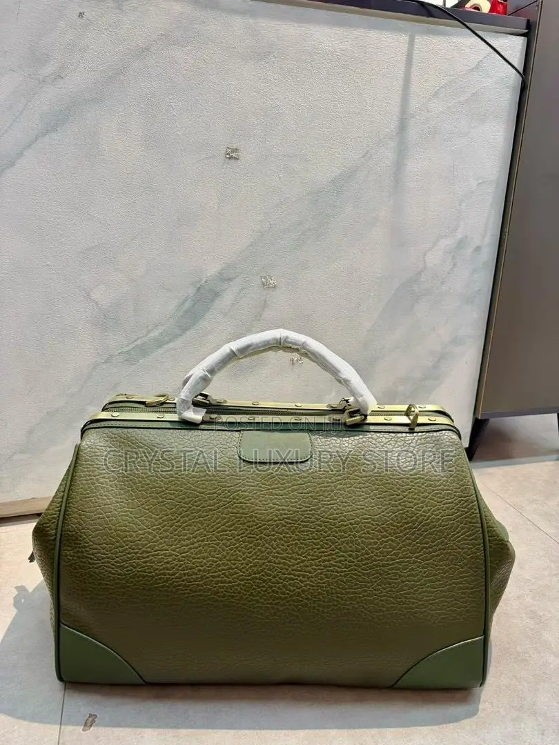 High Quality Men Genuine Leather Wristwatch Duffle Bag