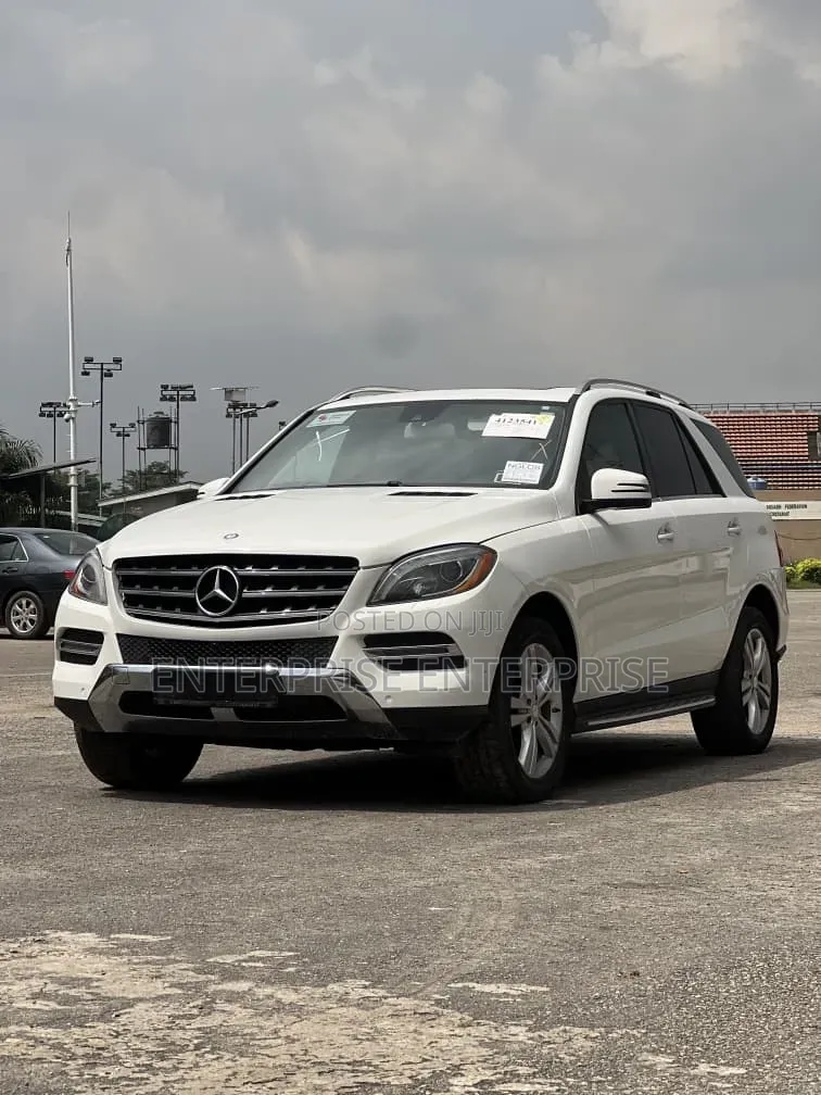 Mercedes-Benz M Class ML350 4MATIC 4dr SUV AWD (3.5L 6cyl 7A) 2015