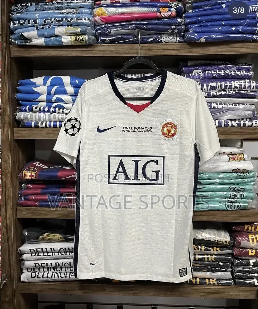 Manchester United Retro Jersey