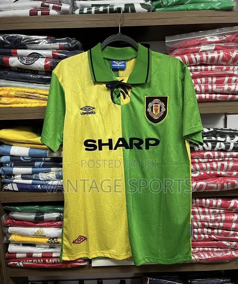 Manchester United Retro Jersey
