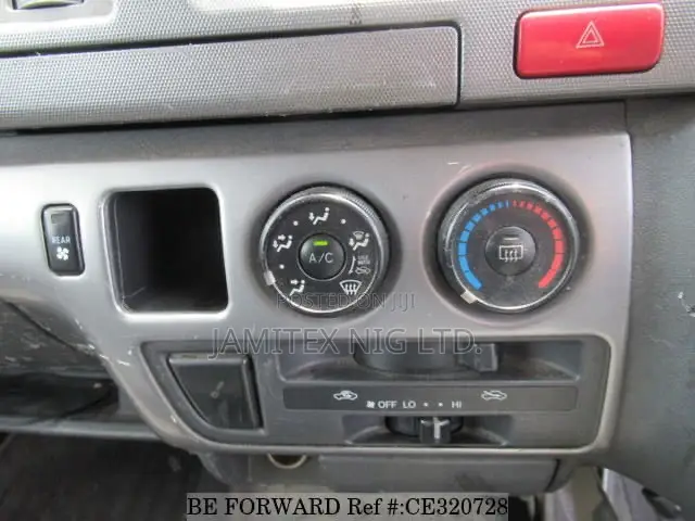 Toyota HiAce 2009 Silver