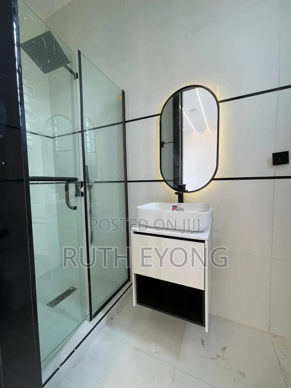5bdrm Duplex in Ologolo for sale