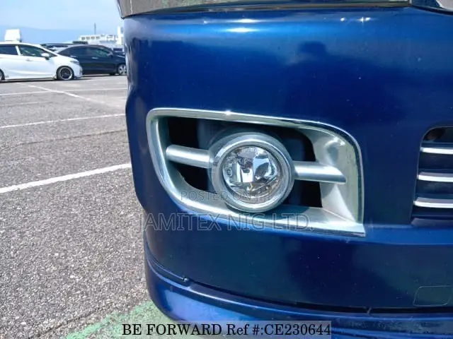 Toyota HiAce 2010 Blue