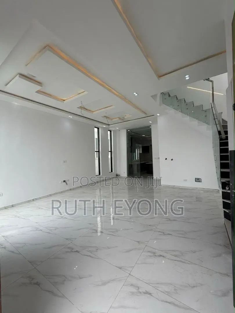 4bdrm Duplex in Chevron Lekki Lagos for sale