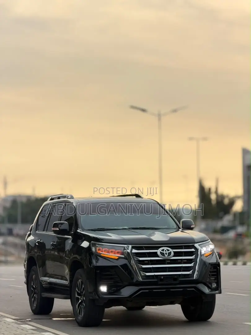Toyota Land Cruiser Prado 2019 Black